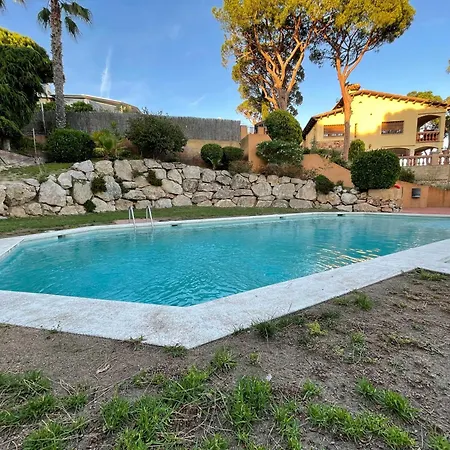 Sunset View Penthouse Unforgettable Getaway New In Lloret-de-mar יורט דה מאר