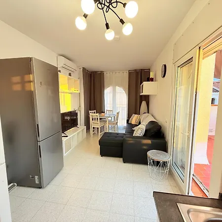 Sunset View Penthouse Unforgettable Getaway New In Lloret-de-mar * Lloret de Mar