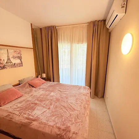 Sunset View Penthouse Unforgettable Getaway New In Lloret-de-mar יורט דה מאר