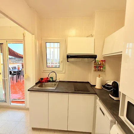 Sunset View Penthouse Unforgettable Getaway New In Lloret-de-mar Daire